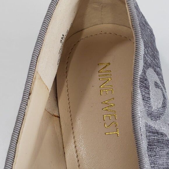 Nine West Women's Silver Flats, Size 8M - Picture 2 of 9